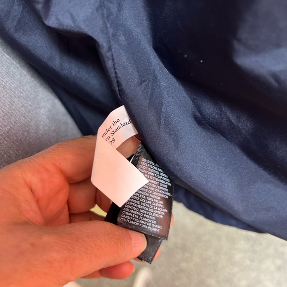 The North Face Holladown crop Cross-Stitch Goose Down Puffer Jacket, size Medium - Picture 11 of 17